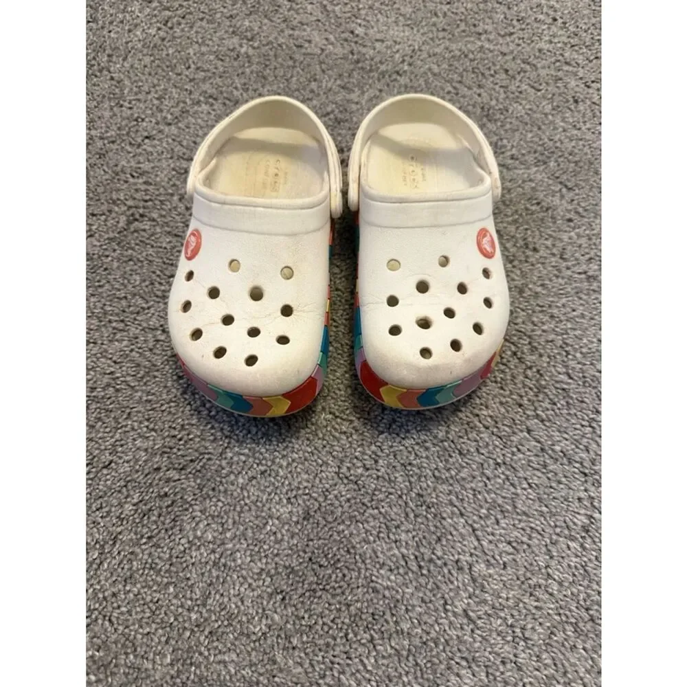 CROCS White Kids' Classic Clog with Rainbow Chevron Trim Sz 11